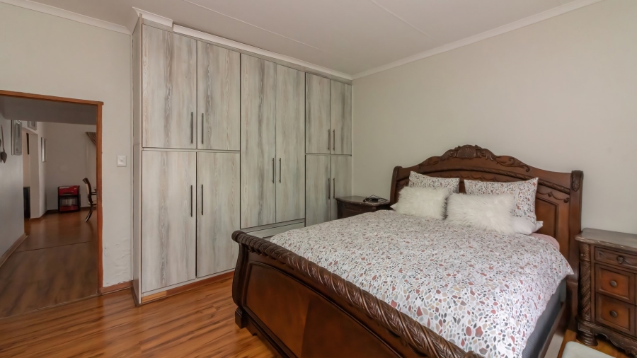 3 Bedroom Property for Sale in Kroonstad Rural Free State